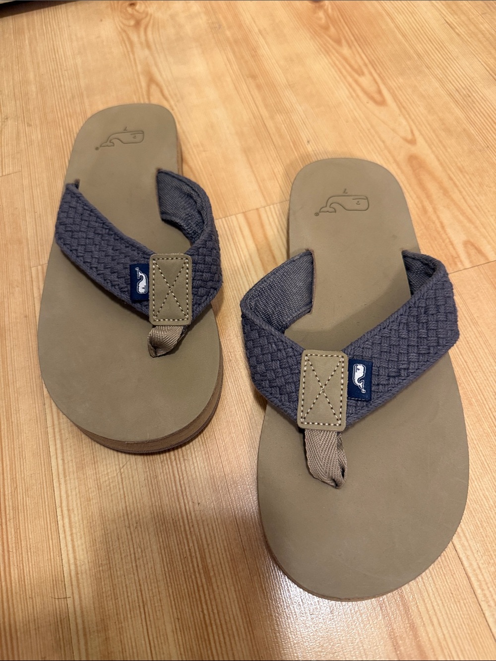 Vineyard Vines Navy Woven Strap Tan Footbed Flip Flops - Picture 7 of 8